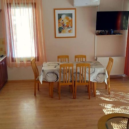 Apartament Jenny Apartman Siófok Zewnętrze zdjęcie