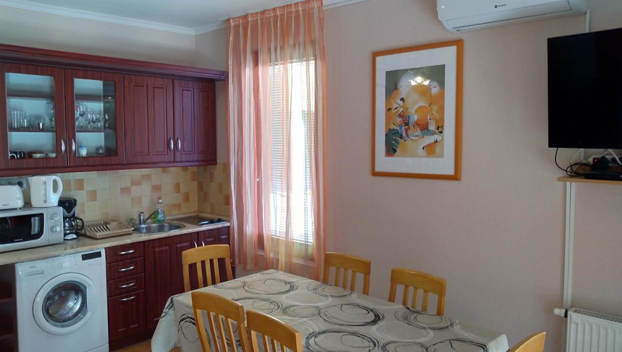 Apartament Jenny Apartman Siófok Zewnętrze zdjęcie